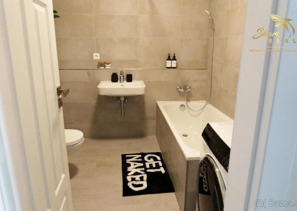 Na prenájom kompletne zariadený 2-izbový apartmán v centre Bratislavy – Vysoká ulica