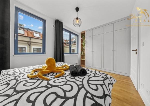 Na prenájom kompletne zariadený 2-izbový apartmán v centre Bratislavy – Vysoká ulica