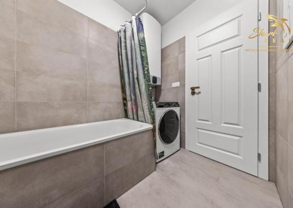 Na prenájom kompletne zariadený 2-izbový apartmán v centre Bratislavy – Vysoká ulica
