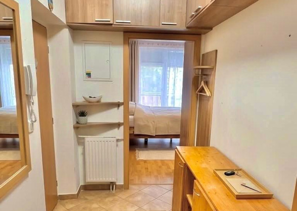 REZERVOVANÉ! - Na predaj 2 izbový byt neďaleko od Trenčína