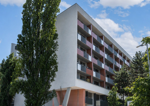 Moderný 1-izbový byt s garážovým státím - Mlynské nivy