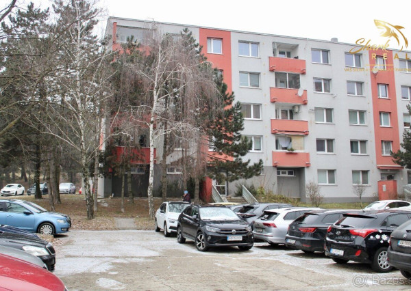 Na prenájom – moderný 2-izbový byt v pokojnej časti Bratislavy – Dúbravka