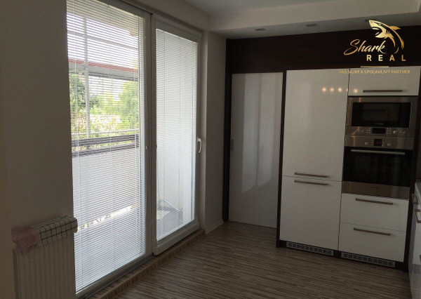 Moderný 3-izbový byt po kompletnej rekonštrukcii s loggiou | Tehelná ulica, Trnava