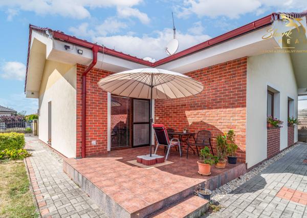 Moderný 3-izbový bungalov len 15 minút od Piešťan – Hôrka nad Váhom