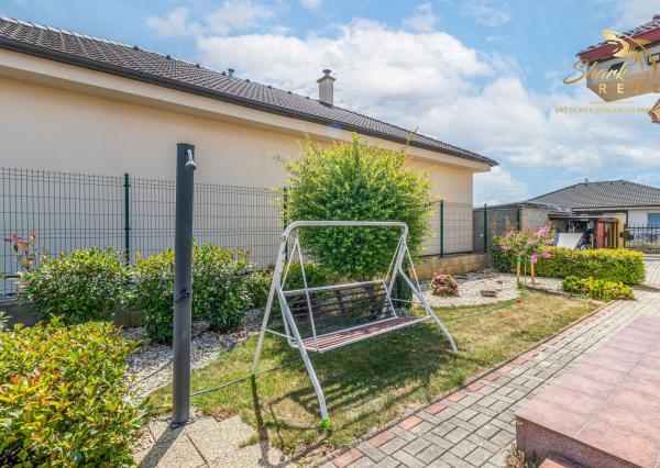 Moderný 3-izbový bungalov len 15 minút od Piešťan – Hôrka nad Váhom