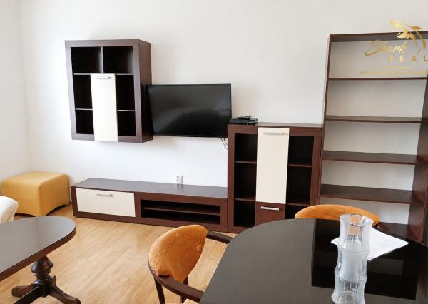 Na prenájom | Priestranný 3-izbový byt s balkónom a možnosťou garáže | Domkárska ulica, Bratislava – Ružinov