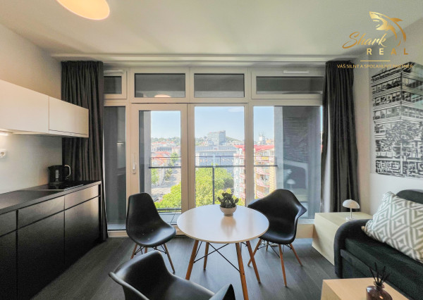 Terasa s výhľadom na celé mesto, všetko na skok | 2i, 47 m² | 7. posch. | Centrum Bratislavy