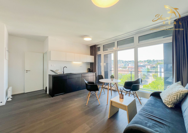Terasa s výhľadom na celé mesto, všetko na skok | 2i, 47 m² | 7. posch. | Centrum Bratislavy