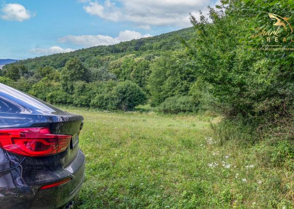 Únik do prírody len pár minút od Trenčína - pozemok 3 780 m²