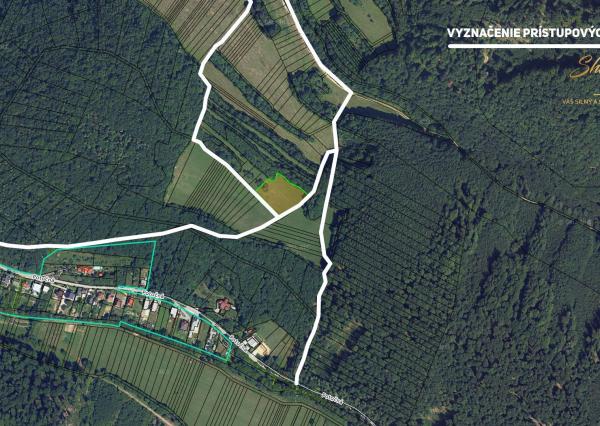 Únik do prírody len pár minút od Trenčína - pozemok 3 780 m²