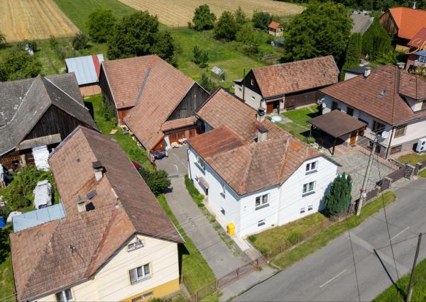 Priestranný rodinný dom s pozemkom 1 623 m² v Pavlovej Vsi – len pár minút od Tatralandie