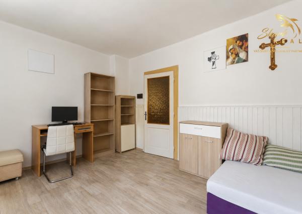 Priestranný rodinný dom s pozemkom 1 623 m² v Pavlovej Vsi – len pár minút od Tatralandie