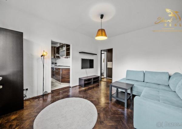 Na prenájom kompletne zariadený 2-izbový byt s balkónom a lodžiou – Komárnická, Ružinov