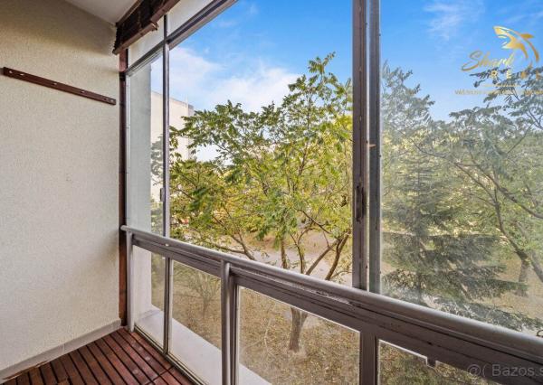 Na prenájom kompletne zariadený 2-izbový byt s balkónom a lodžiou – Komárnická, Ružinov