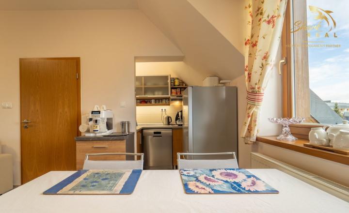 Štýlový apartmán s výhľadom na Tatranské štíty, Stará Lesná - fotografia 16
