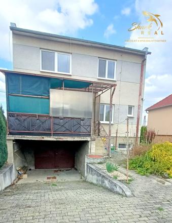 Priestranný rodinný dom s veľkou záhradou v TOP lokalite! - fotografia 19