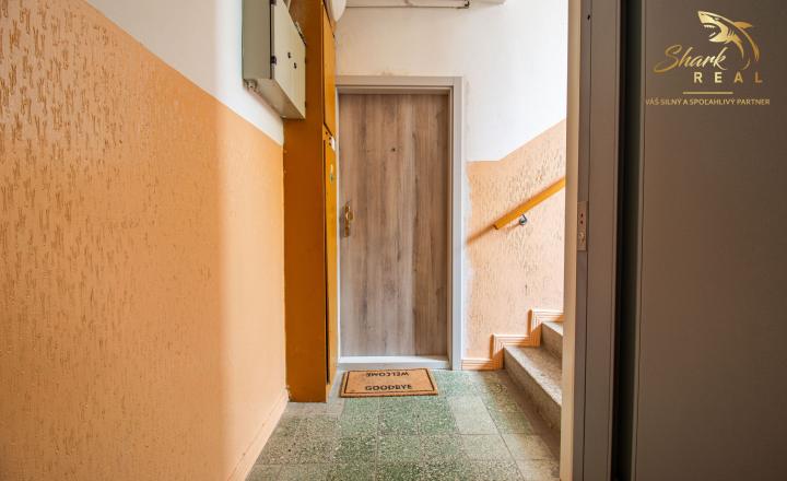 Svetlý dizajnový byt s nadštandardným zariadením - Javorová, Piešťany - fotografia 19