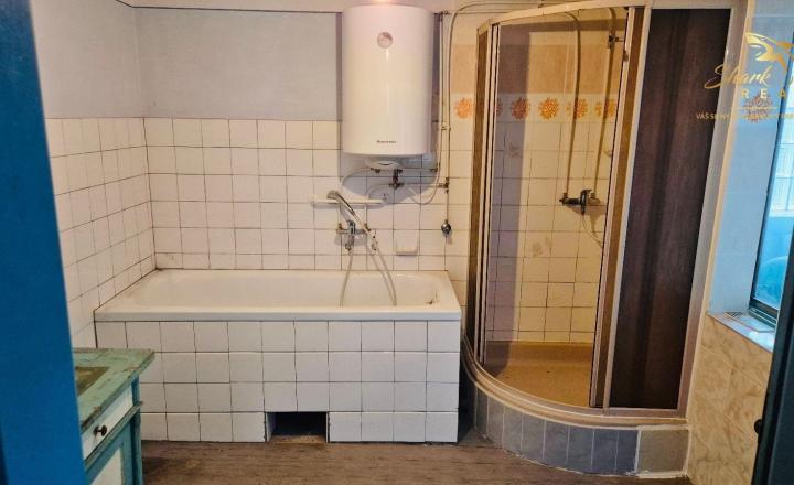Krásna chalupa na predaj v tichej obci - fotografia 6
