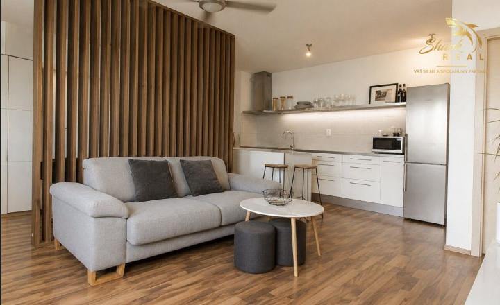 Moderný 1-izbový byt s balkónom pri Malých Karpatoch | Tramínová, Vinohrady | Novostavba | 42 m² - fotografia 10