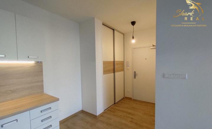Moderný 2-izbový byt s parkovacím státím v novostavbe Alicante Gate – voľný ihneď - fotografia 6