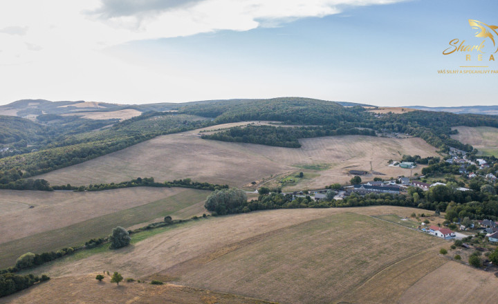 KÚSOK SLOVENSKA PRE VÁŠ FARMÁRSKY SEN – 27 HA, PODKYLAVA - fotografia 12