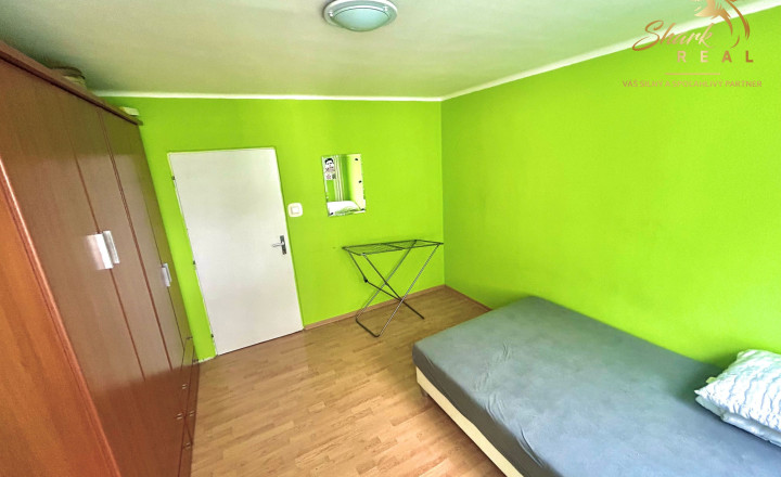 Vzdušný byt s dvomi balkónmi v srdci kúpeľného mesta - fotografia 5