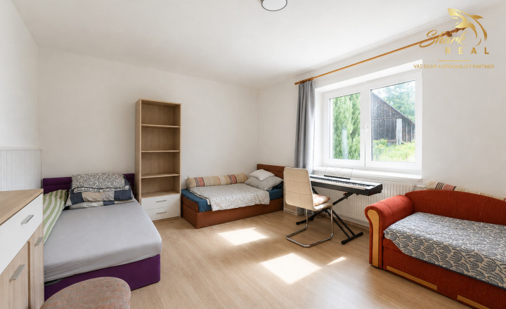 Priestranný rodinný dom s pozemkom 1 623 m² v Pavlovej Vsi – len pár minút od Tatralandie - fotografia 6