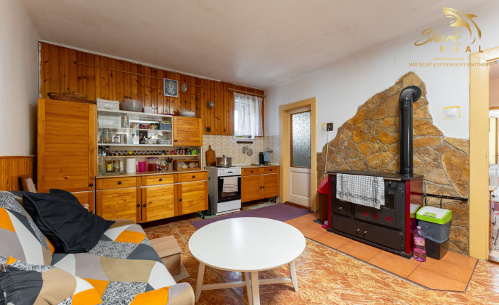 Priestranný rodinný dom s pozemkom 1 623 m² v Pavlovej Vsi – len pár minút od Tatralandie - fotografia 10