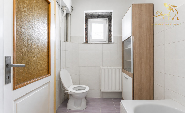 Priestranný rodinný dom s pozemkom 1 623 m² v Pavlovej Vsi – len pár minút od Tatralandie - fotografia 12