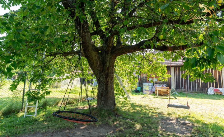 Priestranný rodinný dom s pozemkom 1 623 m² v Pavlovej Vsi – len pár minút od Tatralandie - fotografia 13