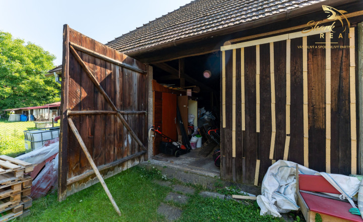 Priestranný rodinný dom s pozemkom 1 623 m² v Pavlovej Vsi – len pár minút od Tatralandie - fotografia 15