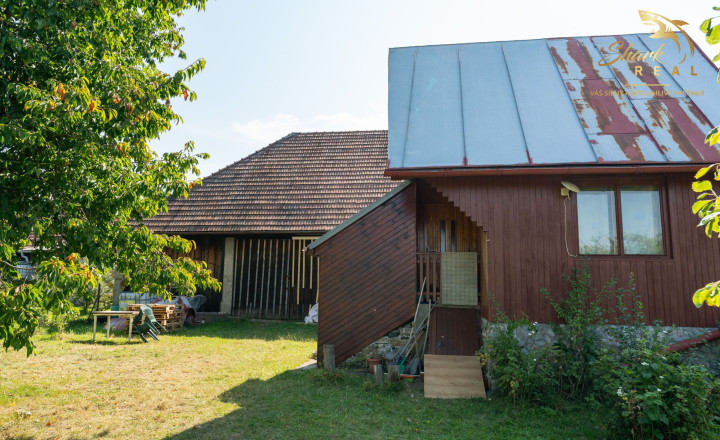 Priestranný rodinný dom s pozemkom 1 623 m² v Pavlovej Vsi – len pár minút od Tatralandie - fotografia 18