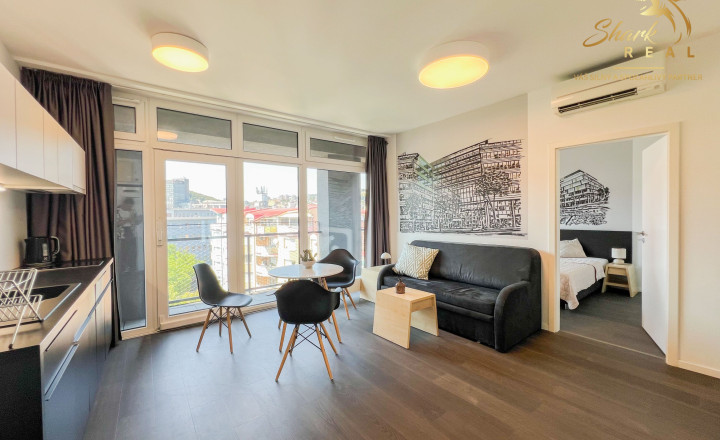 Terasa s výhľadom na celé mesto, všetko na skok | 2i, 47 m² | 7. posch. | Centrum Bratislavy - fotografia 1