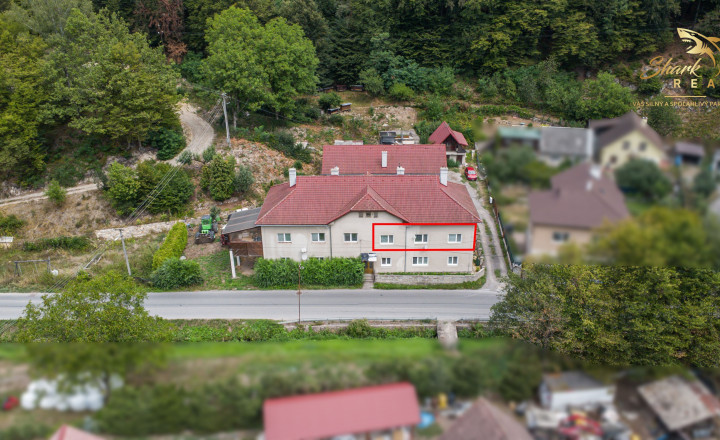 Moderný 4-izbový byt s garážou, bazénom a záhradou v lone prírody - fotografia 7