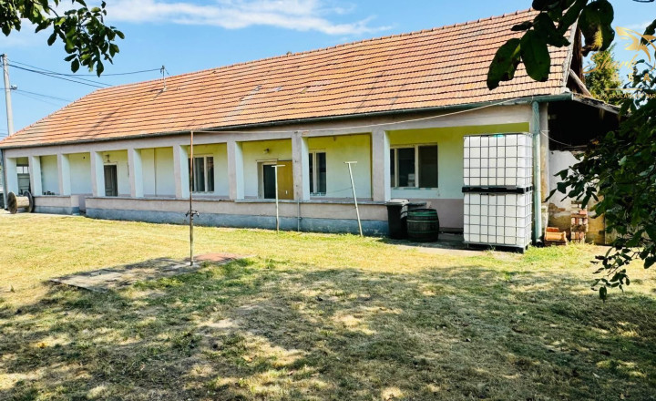 Na predaj 4-izbový vidiecky dom v obci Branč s možnou dohodou na cene - fotografia 1