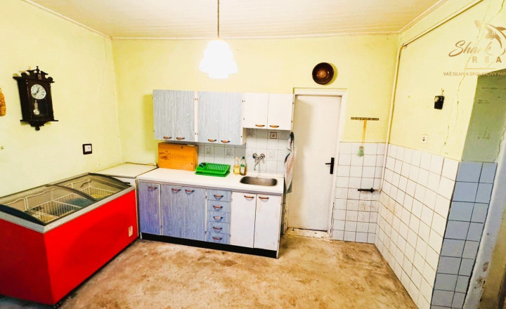 Na predaj 4-izbový vidiecky dom v obci Branč s možnou dohodou na cene - fotografia 4