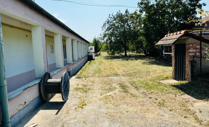 Na predaj 4-izbový vidiecky dom v obci Branč s možnou dohodou na cene - fotografia 7
