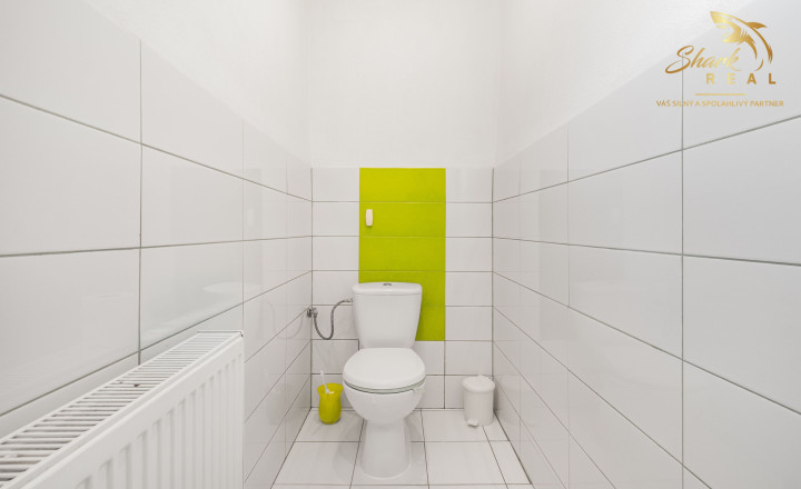 NA PREDAJ - Exkluzívne - Reštaurácia s terasou, barom a apartmánom. - fotografia 19