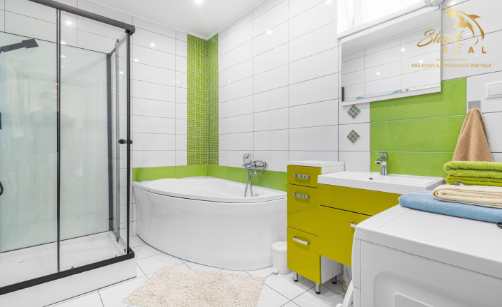 NA PREDAJ - Exkluzívne - Reštaurácia s terasou, barom a apartmánom. - fotografia 20