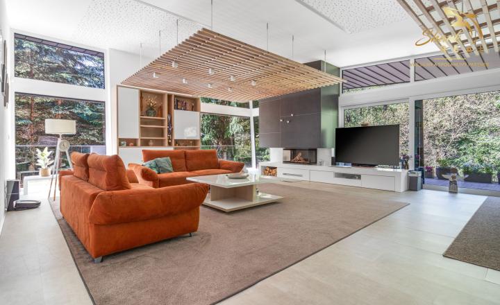 Exkluzívna rodinná vila v srdci Nízkych Tatier | Bystrá | 385 m² | Pozemok 979 m² - fotografia 4