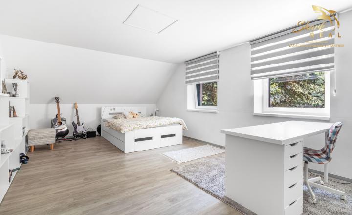 Exkluzívna rodinná vila v srdci Nízkych Tatier | Bystrá | 385 m² | Pozemok 979 m² - fotografia 10