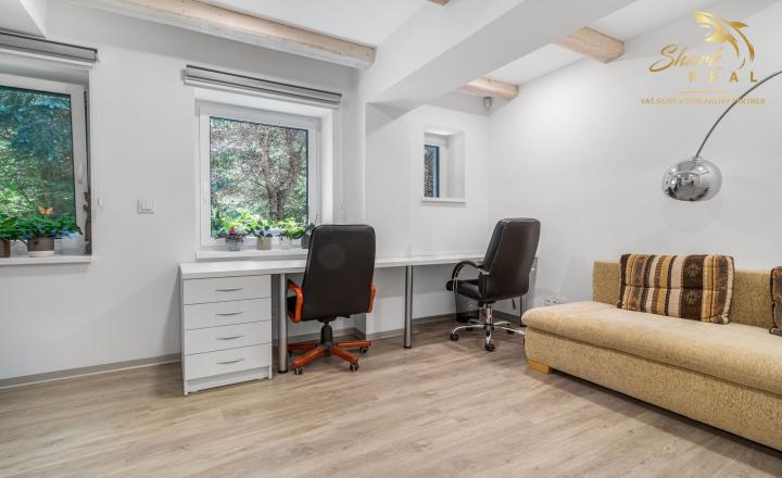 Exkluzívna rodinná vila v srdci Nízkych Tatier | Bystrá | 385 m² | Pozemok 979 m² - fotografia 13