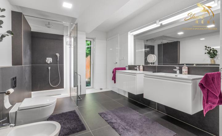 Exkluzívna rodinná vila v srdci Nízkych Tatier | Bystrá | 385 m² | Pozemok 979 m² - fotografia 15