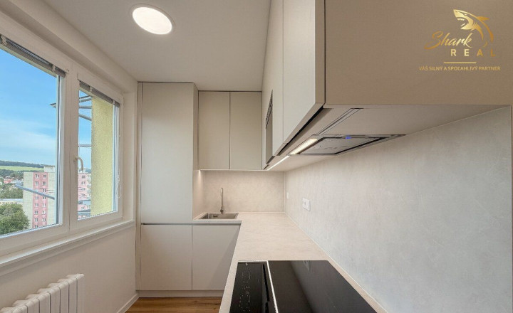 Priestranný 3-izbový byt po kompletnej rekonštrukcii | 70 m²  - fotografia 1