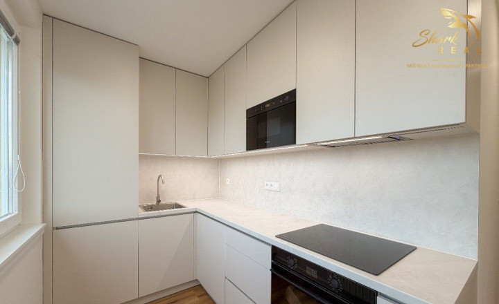 Priestranný 3-izbový byt po kompletnej rekonštrukcii | 70 m²  - fotografia 2