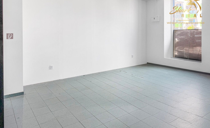 PRENÁJOM – Obchodný priestor 49,5 m² v nákupnom centre Dubrawa - fotografia 2