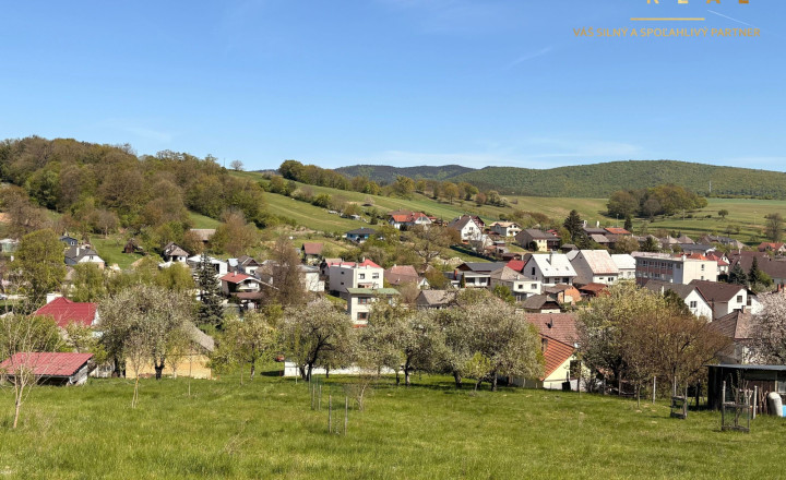 Na predaj krásny domček s potencialom a dušou - fotografia 6