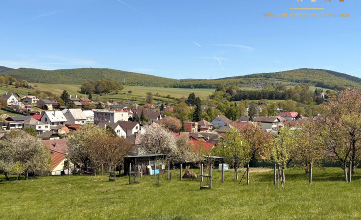 Na predaj krásny domček s potencialom a dušou - fotografia 7