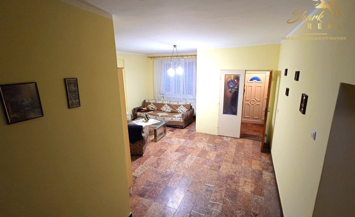 Na predaj 5-izbový rodinný dom v Dvorníkoch - fotografia 3