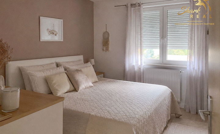 Nadštandardný 4-izbový byt po kompletnej rekonštrukcii - Piešťany - fotografia 3